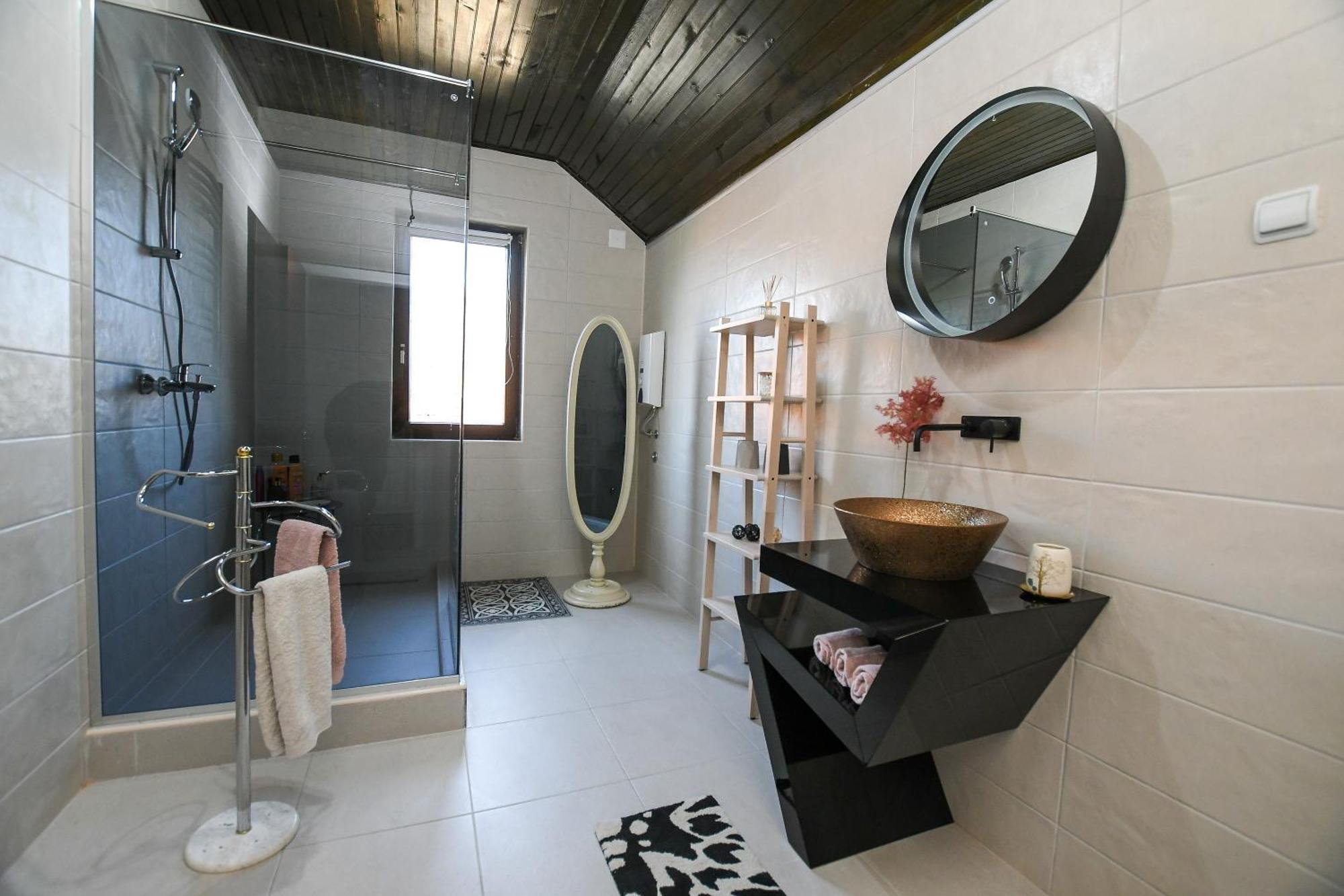 Villa Mina Kladovo, 5-Bedroom Villa With Pool For Up To 12 People Exterior photo